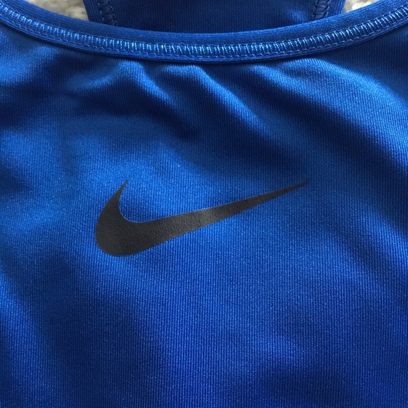 Small blue Nike sports bra - Picture 3 of 4